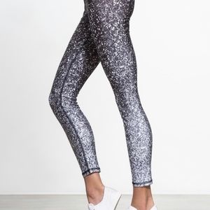 Zara Terez Black/White Glitter Cropped Leggings